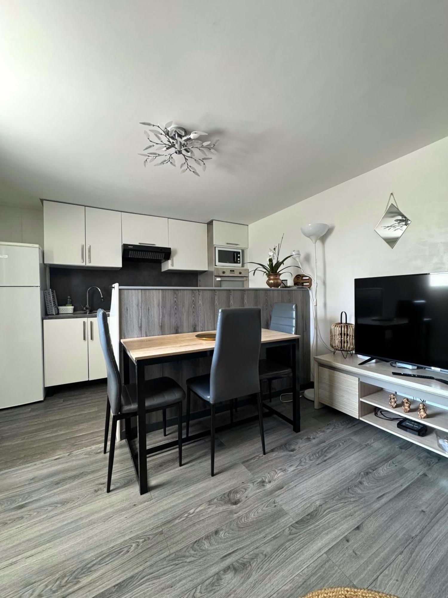 Appartement Detox Au Pied Du Semnoz Seynod Exterior photo