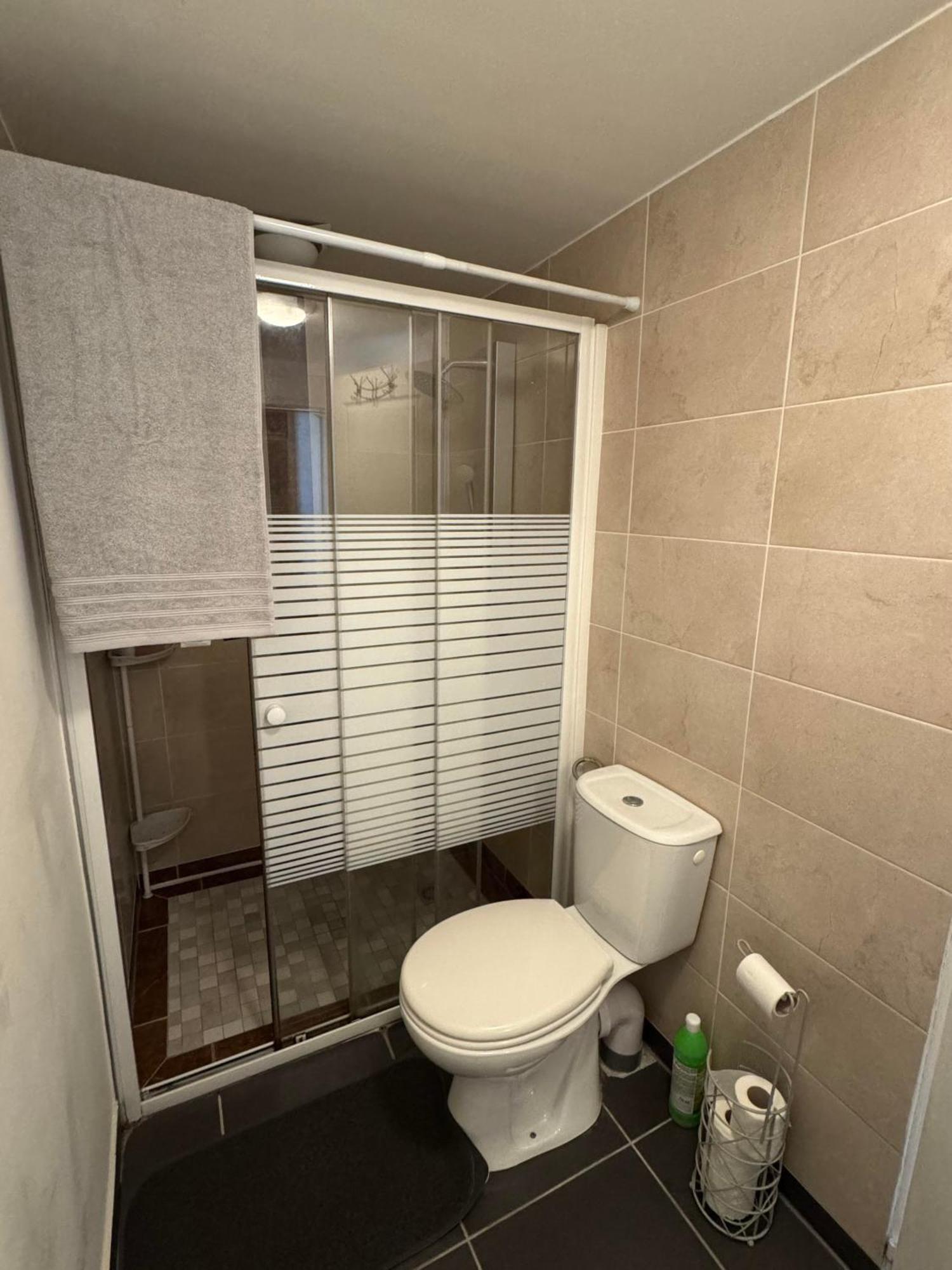 Appartement Detox Au Pied Du Semnoz Seynod Exterior photo